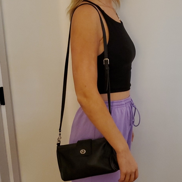 VINTAGE COACH CROSSBODY - Picture 3 of 13